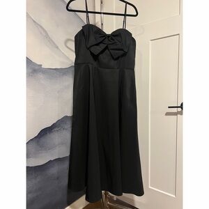 Elegant Black Dress with Bow